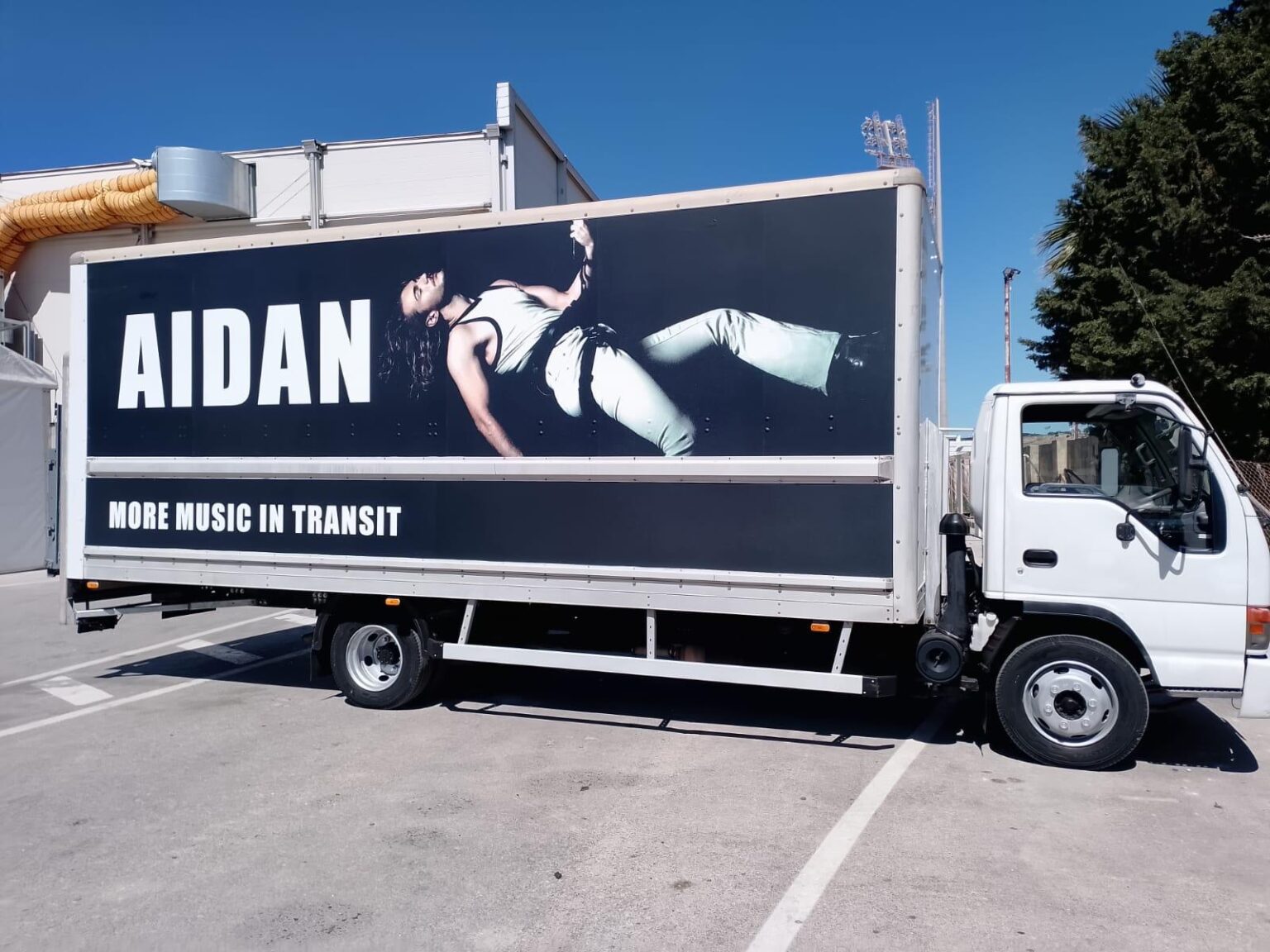 Vehicle graphics by Linka